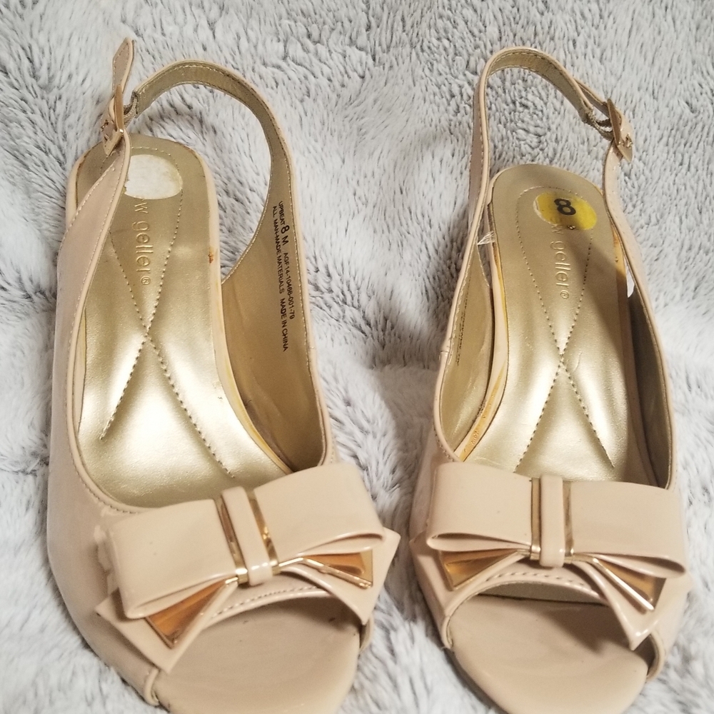 Nude sling back shoes
